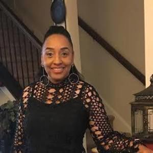 Meet your Posher, Angella